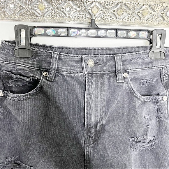 American Eagle Black Distressed Hem Straight Leg High Waist Black Jeans Size 4 - Picture 5 of 10